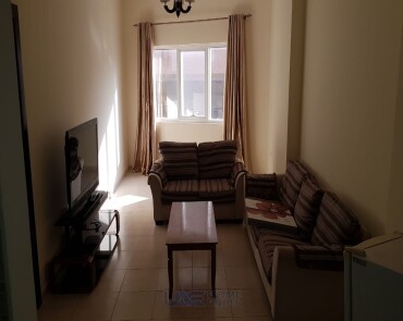 Semi Furnished 1 Bedroom Apartment - Silicon Oasis